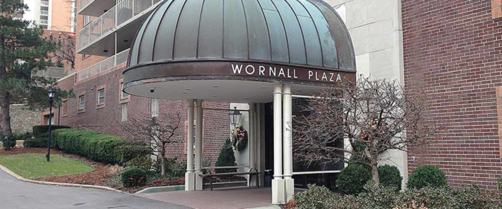 Wornall-Plaza-North-Entrance2